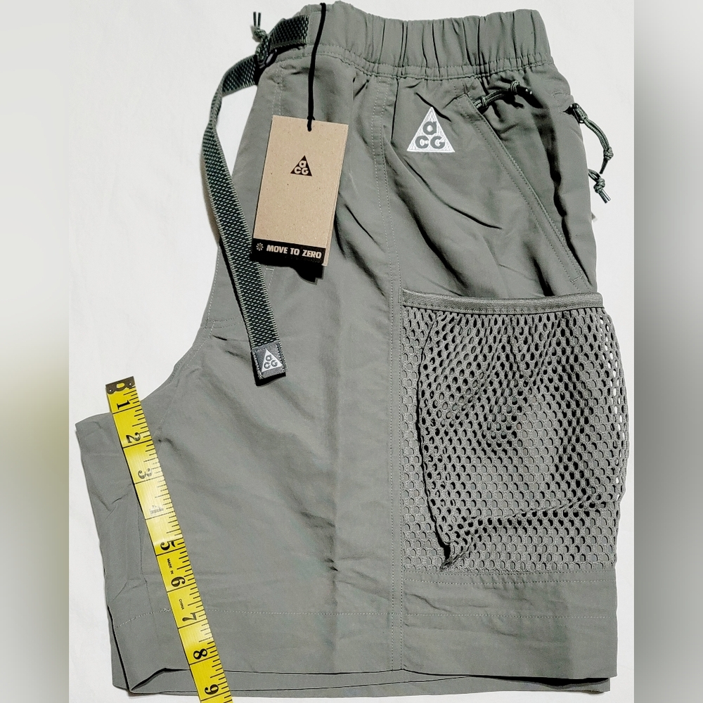 Nike ACG Cargo Shorts "Snowgrass" Dark Stucco Sz M NWT - Picture 6 of 7